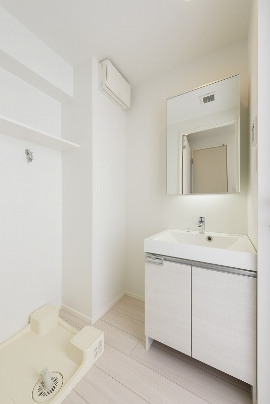 エンクレスト天神LIFEの洗面所|スペースが確保できる洗面所です