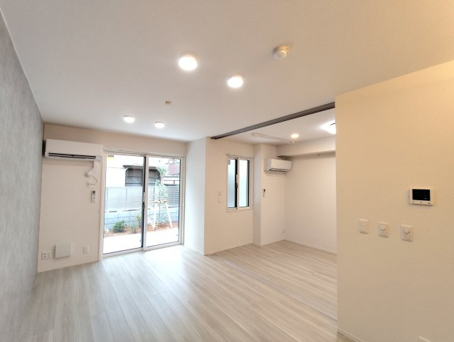 セレスティア新小岩の居間・リビング