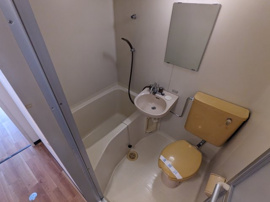 脱衣スペースもあります