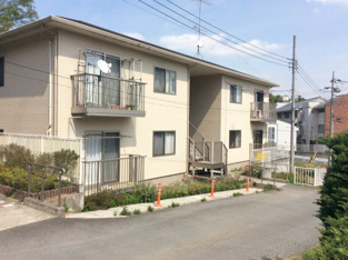 落ち着いた雰囲気の外観です