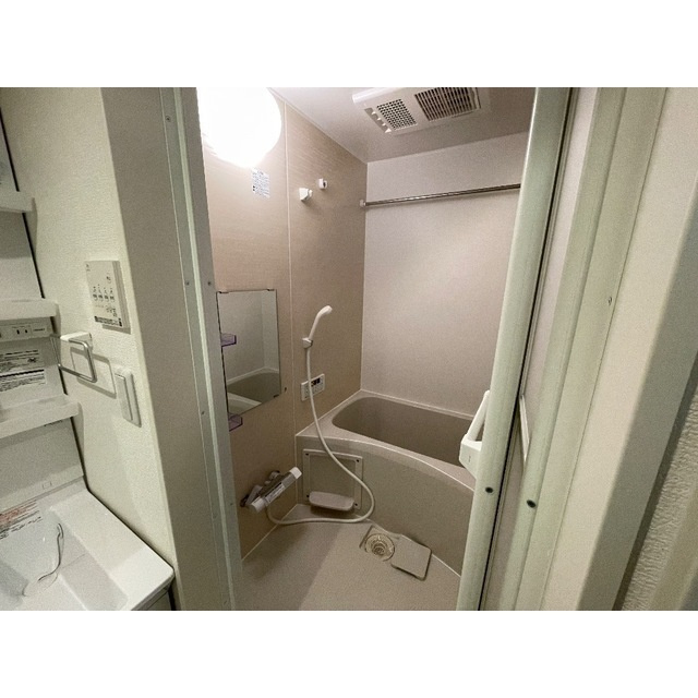 落ち着いた空間のお風呂です