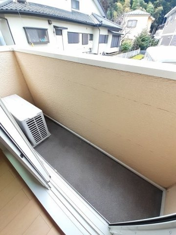 陽当たり良好なバルコニーです