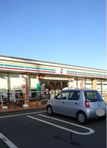 セブンイレブンまで1400m