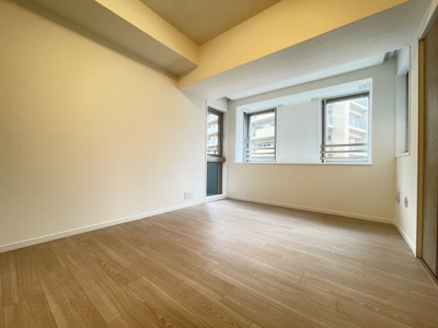 【洋室】 | パークスクエア宝塚フォレストタワー