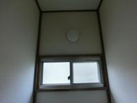 清潔感のあるトイレです