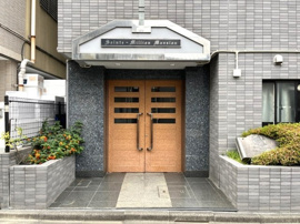 エントランスです