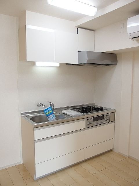 セ・マニフィーク　月島のキッチン