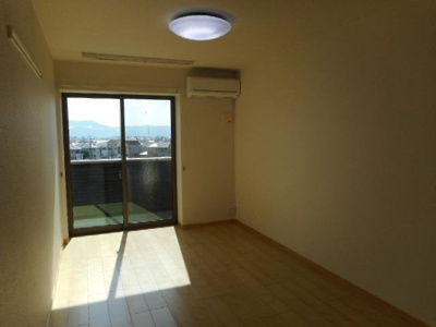 【内装】 | フライハイト | 中はこのようになっています