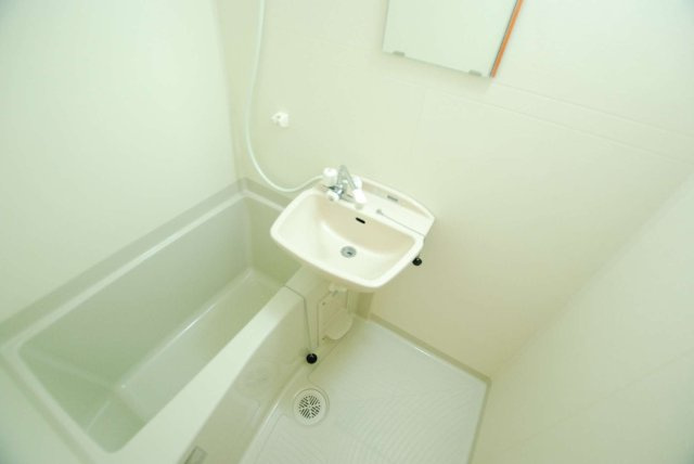 落ち着いた空間のお風呂です