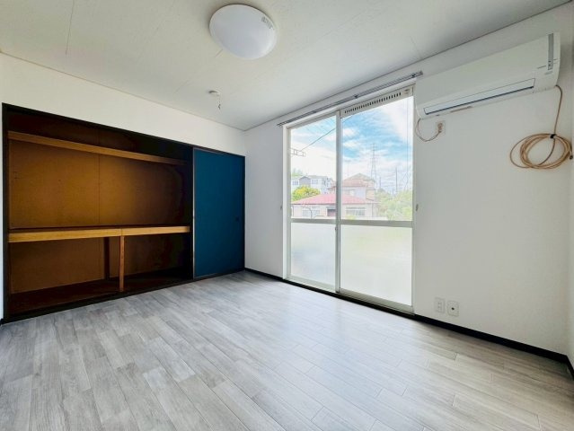 明るい室内です