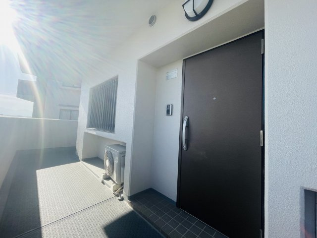 【玄関】 | モントーレ福間シティ