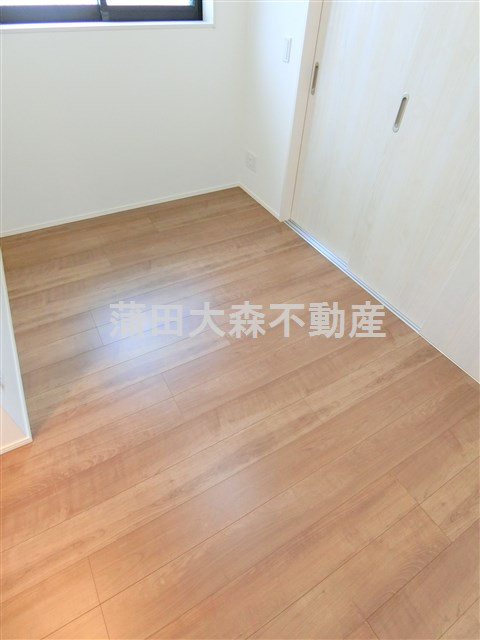 プライマル西蒲田の居間・リビング|D