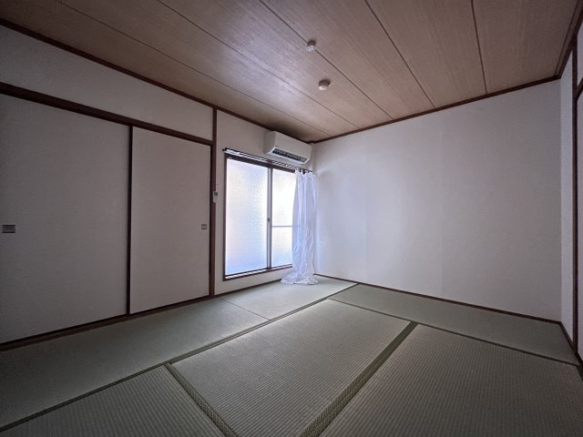 第1北野ビルの寝室