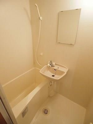 【浴室】 | レクサス | 日々の疲れを癒すお風呂付です