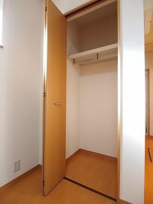 【収納】 | レクサス | 大きなスペースがあり、収納には困りません