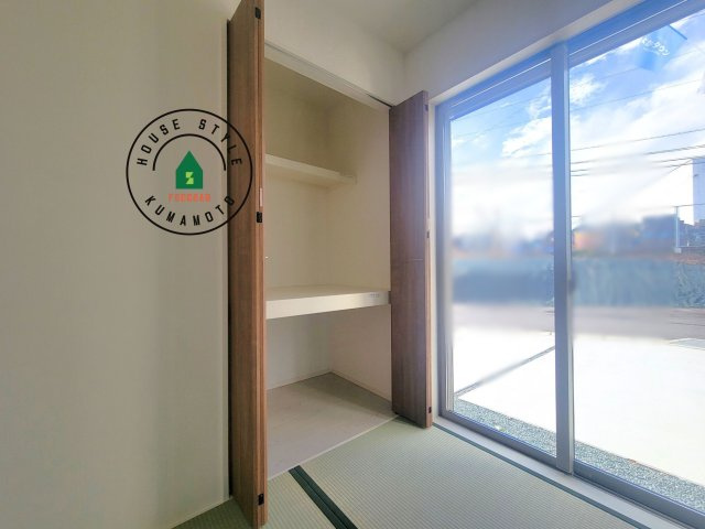 菊池郡菊陽町大字原水第4-4棟（2号棟）　の内観：施工例|収納には困りません。