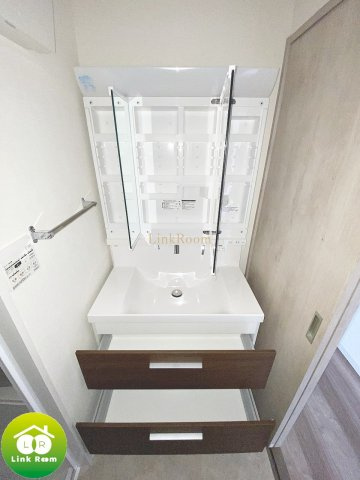 Roots KIKUKAWAの独立洗面台