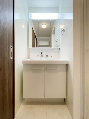 【独立洗面台】 | レーヴェ東戸倉Ⅰ