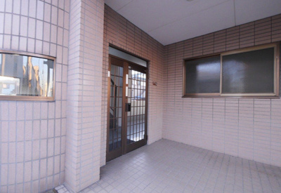 【エントランス】 | ローズタウン曽根