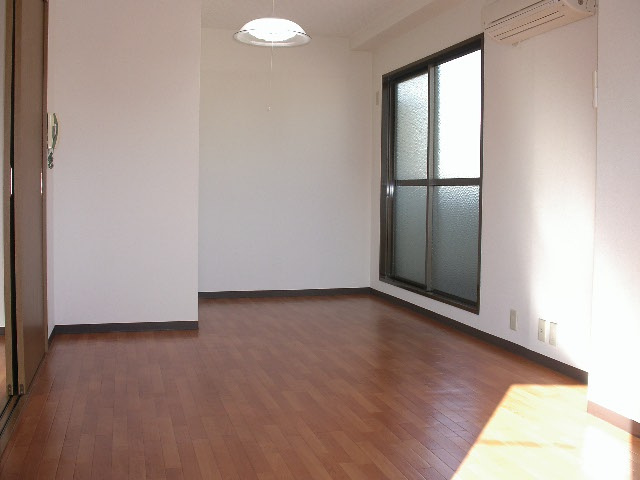 ライフシティサカイの寝室