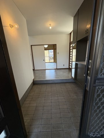 桃園122-9貸家の玄関