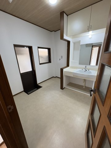 桃園122-9貸家の洗面所