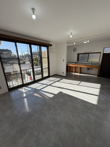 桃園122-9貸家の居間・リビング