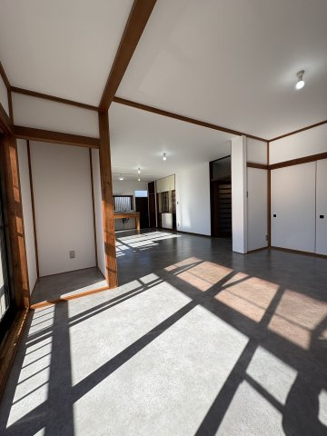 桃園122-9貸家の居間・リビング