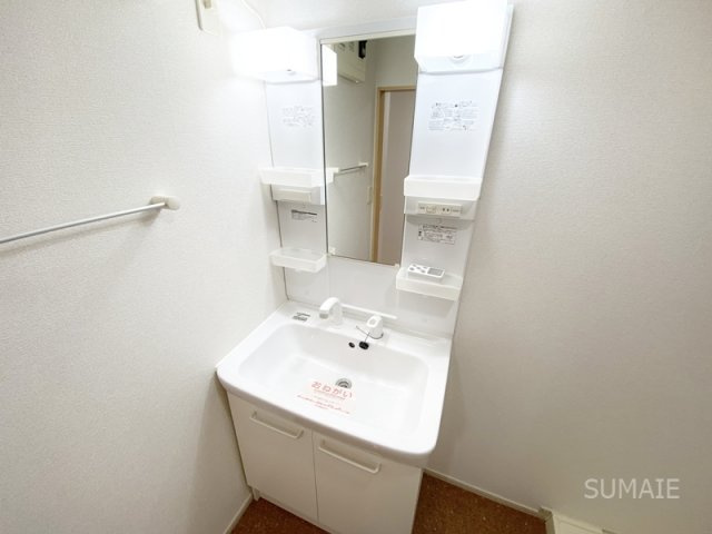 シュシュ　シャンブルの洗面所|人気の独立洗面台！