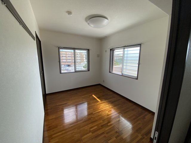 ハッピーファミリーの居間・リビング