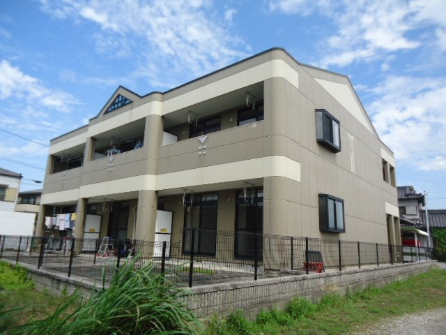 【外観】 | クレオール | 外観写真（昼）