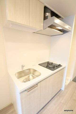 プレサンス　ＯＳＡＫＡ　西中島リエゾンのキッチン