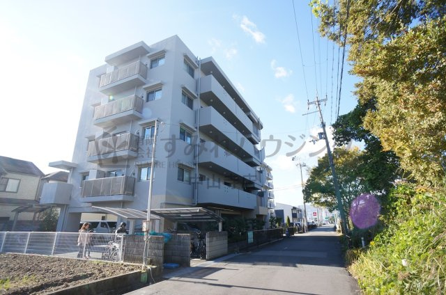 ピュールラルゴ