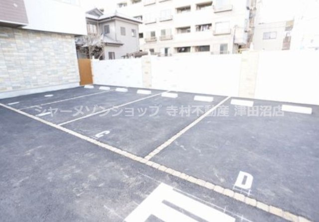 木蓮館の駐車場