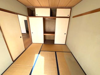 【和室】 | 藤和ライブタウンひばりヶ丘　1階 | 南側和室です。こちらも気持ちの良い明るい日差しが差し込みます。押し入れは収納力があります。