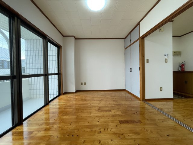  | ネクストビル西崎