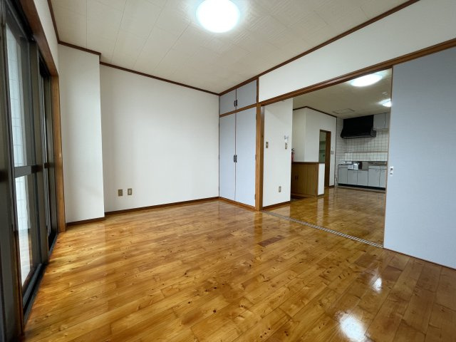  | ネクストビル西崎