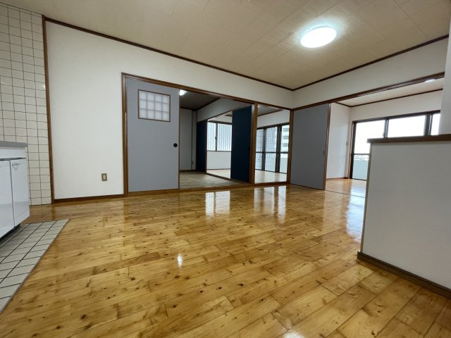  | ネクストビル西崎