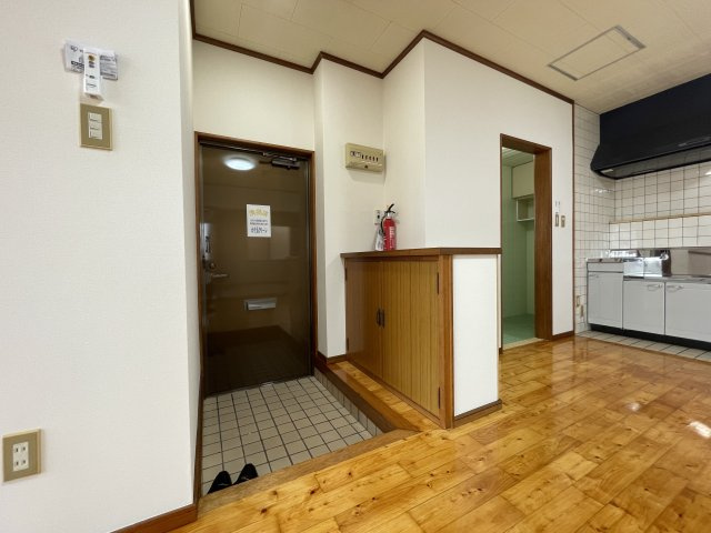  | ネクストビル西崎