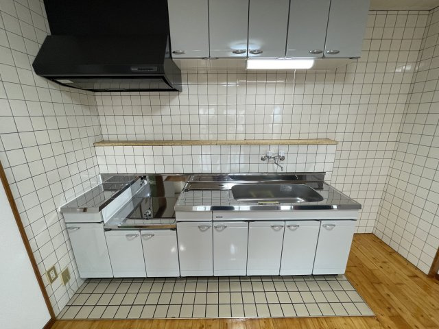  | ネクストビル西崎