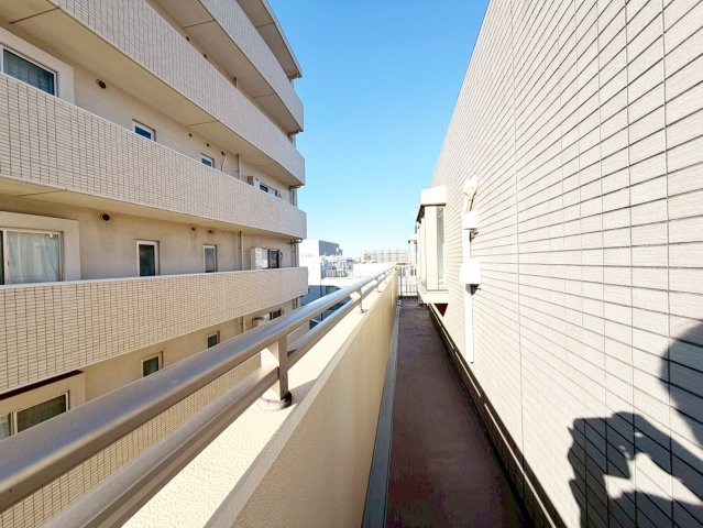 【バルコニー】