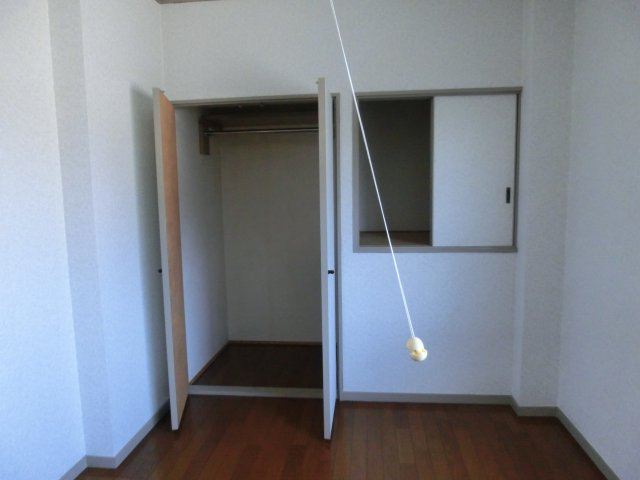 福島貸家の収納