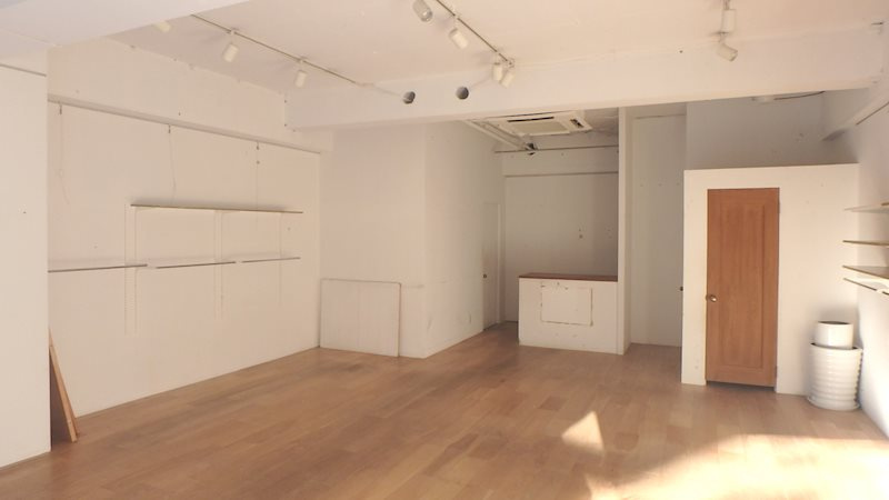 ラフィーネ本山の居間・リビング