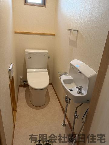 【トイレ】 | 東朝日町 中古戸建４LDK  | トイレもきれいです