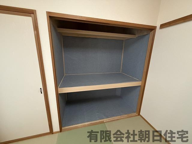 【和室】 | 東朝日町 中古戸建４LDK  | 和室がひろがる居住スペース