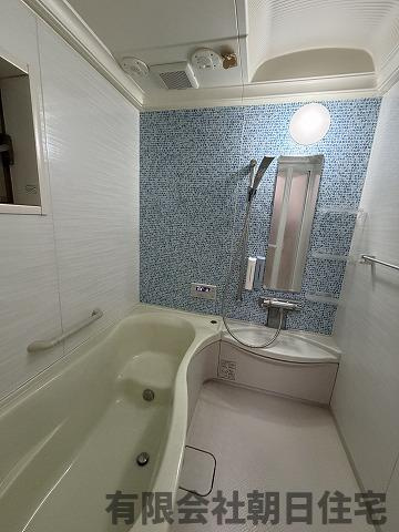 【浴室】 | 東朝日町 中古戸建４LDK  | 日々の暮らしに欠かせないお風呂です
