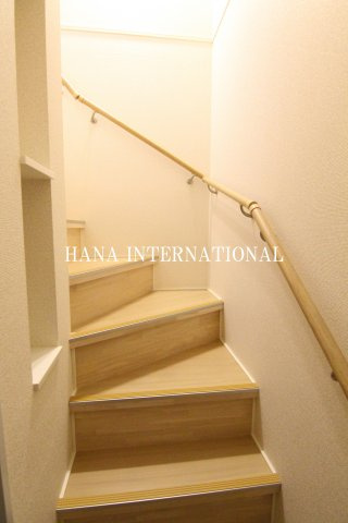 クレイノサードTの玄関