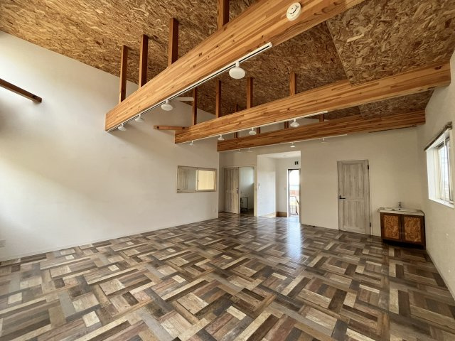 【内装】の画像