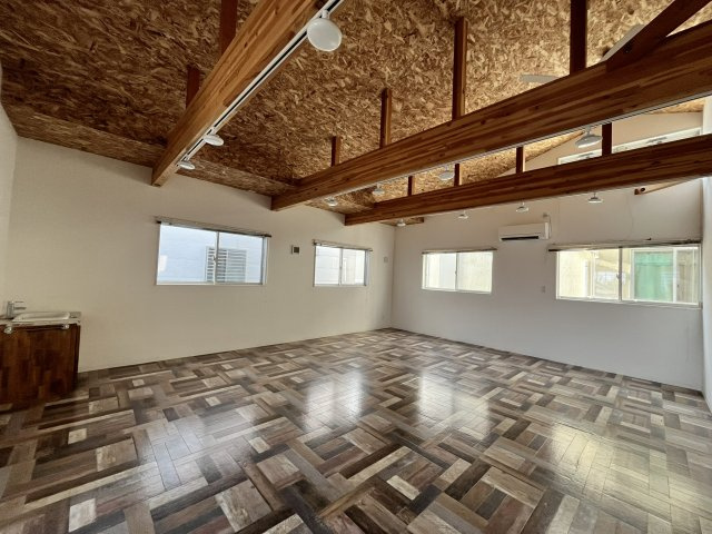 【内装】の画像