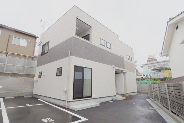 ヴィラージュヤスダの外観